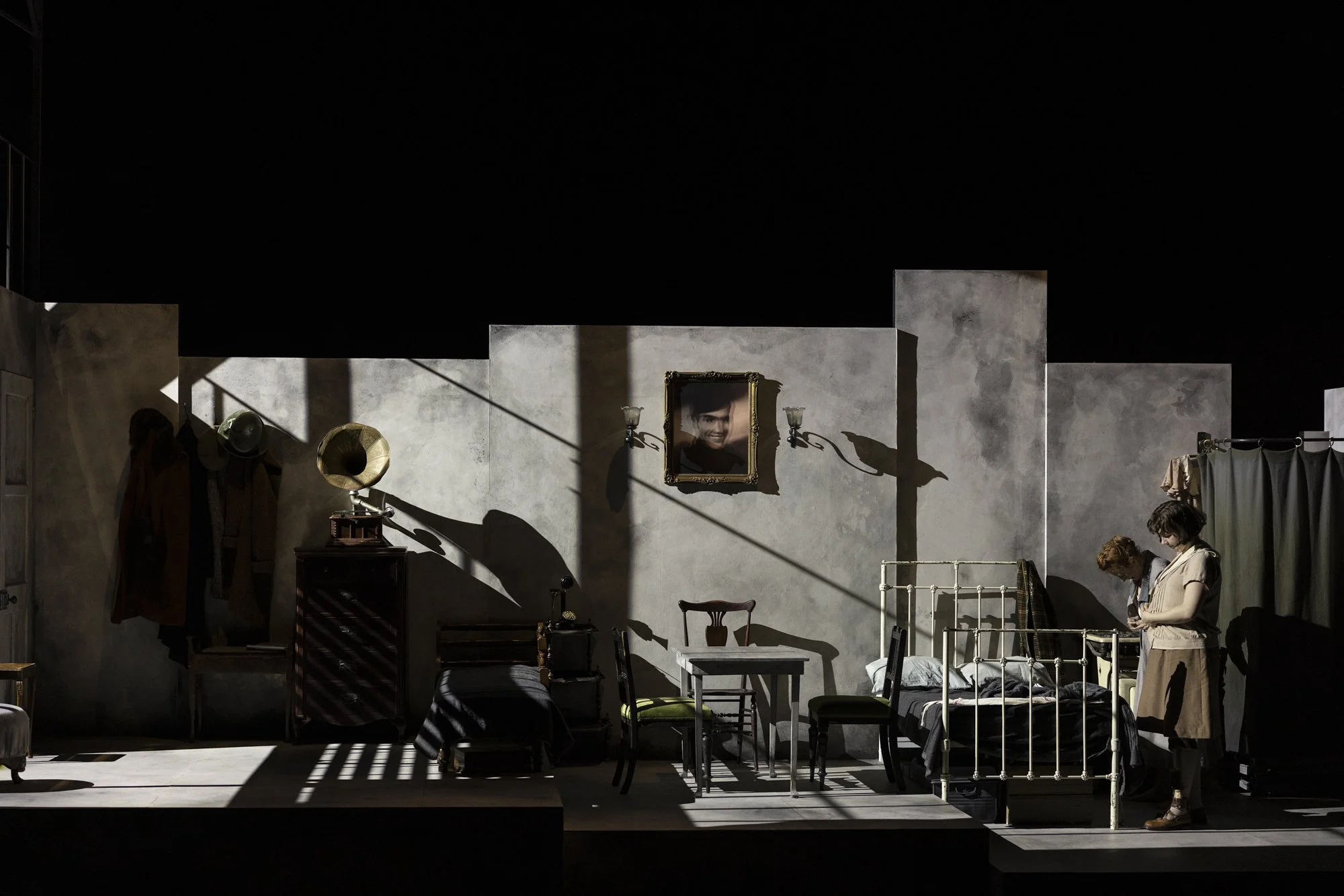 MTC_GlassMenagerie_photoPiaJohnson_079.jpg