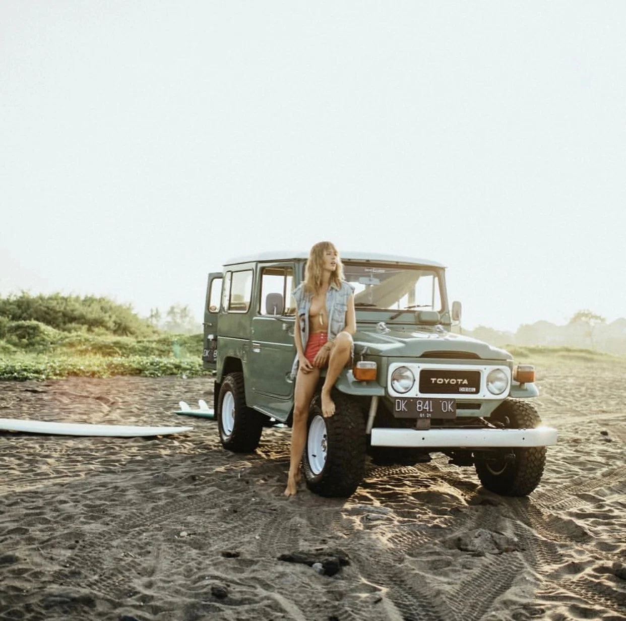The iconic original Toyota FJ Cruiser, photo credit instagram.com/_carlybrownphotography_
