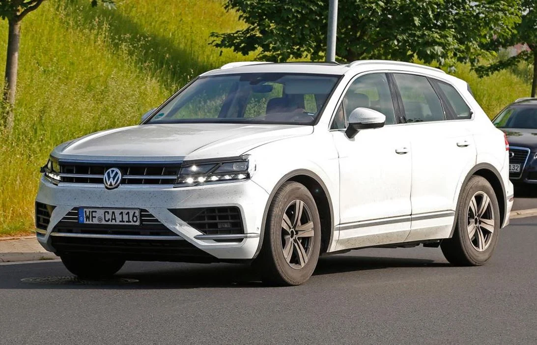 Spotted! The New 2018 VW Touareg&nbsp;