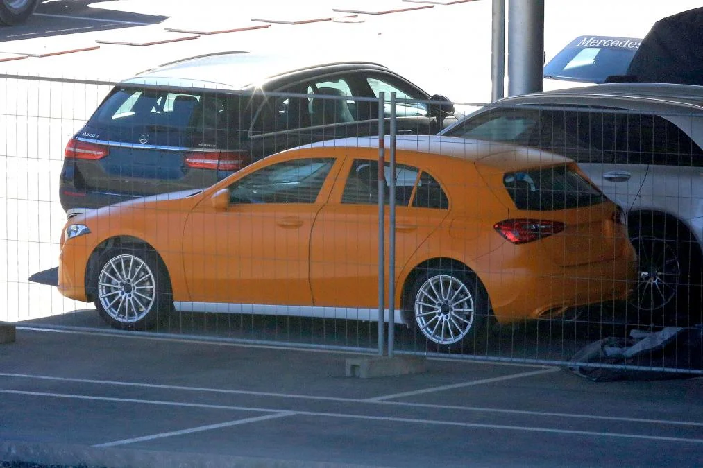 2019 mercedes a class spy shot.jpg