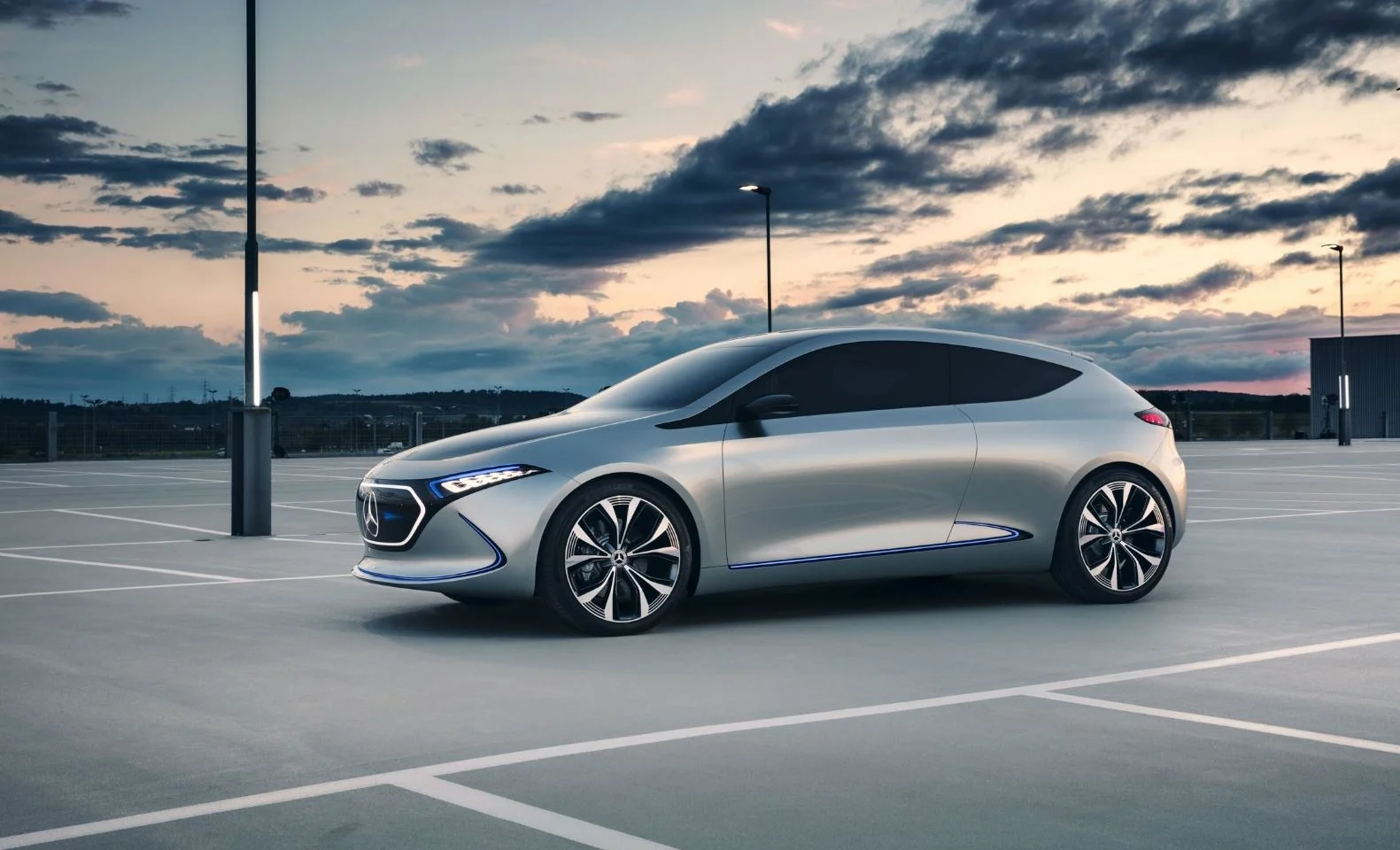 Mercedes Benz Concept EQA Side Shot.JPG