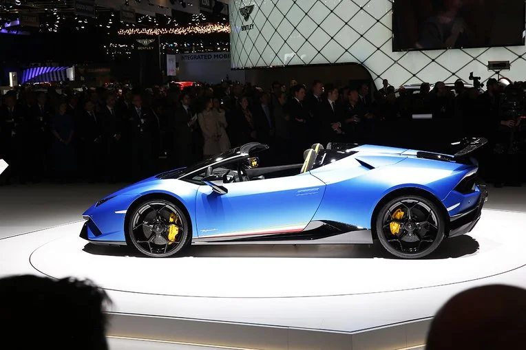 LAMBORGHINI Huracan Performante Spyder