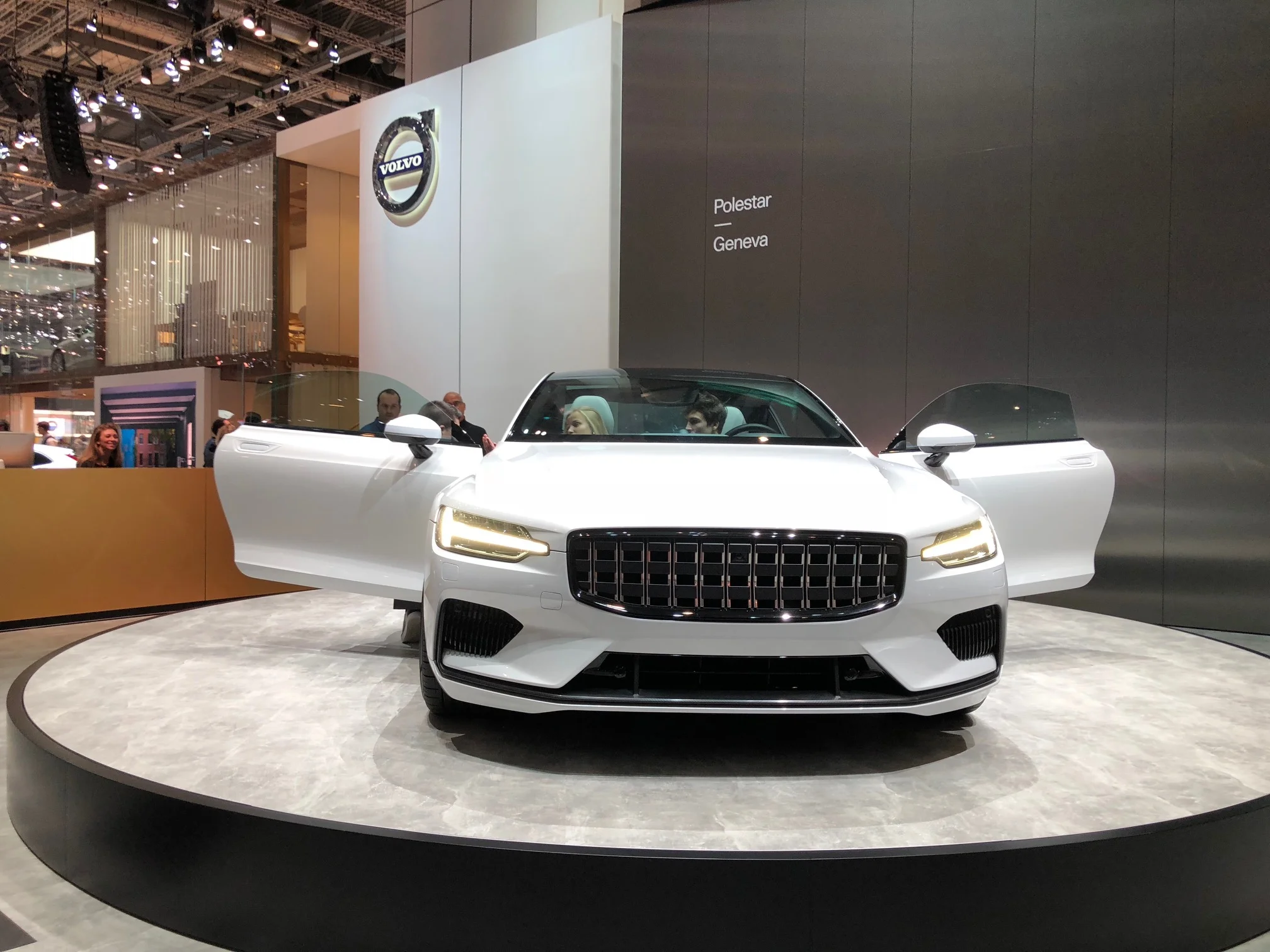 POLESTAR Hybrid