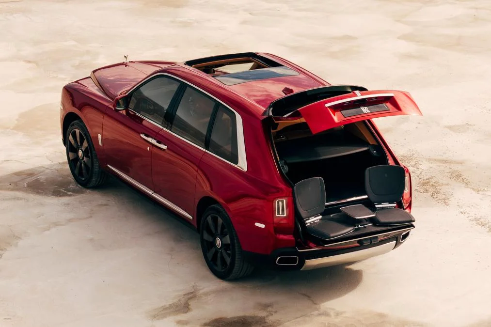 RR Cullinan Two Rear Seats.jpg