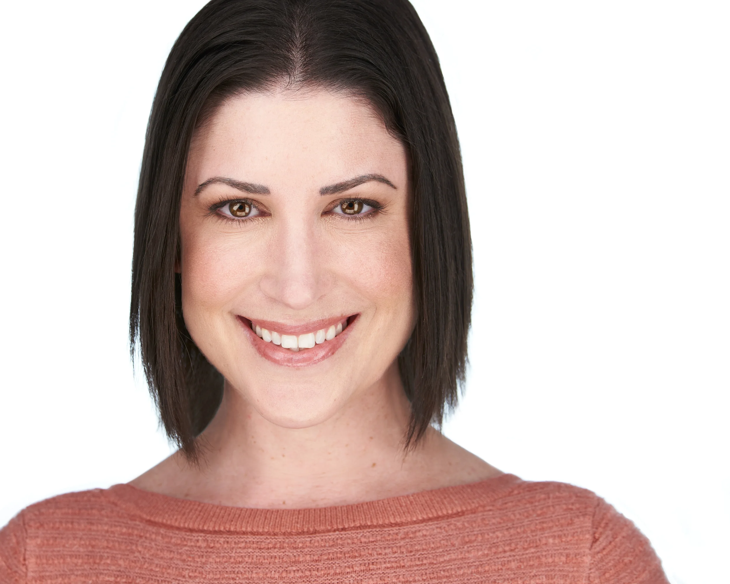 ArielHeadshots121 1.jpg