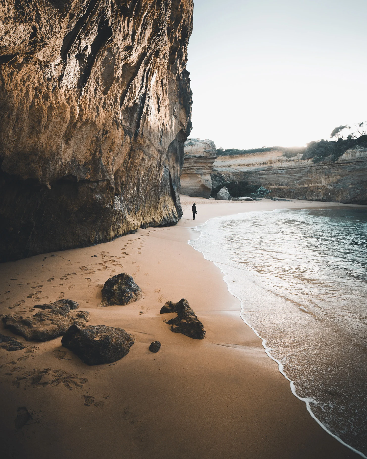 After sunrise. ISO 80, f1.7, 1/2000s.