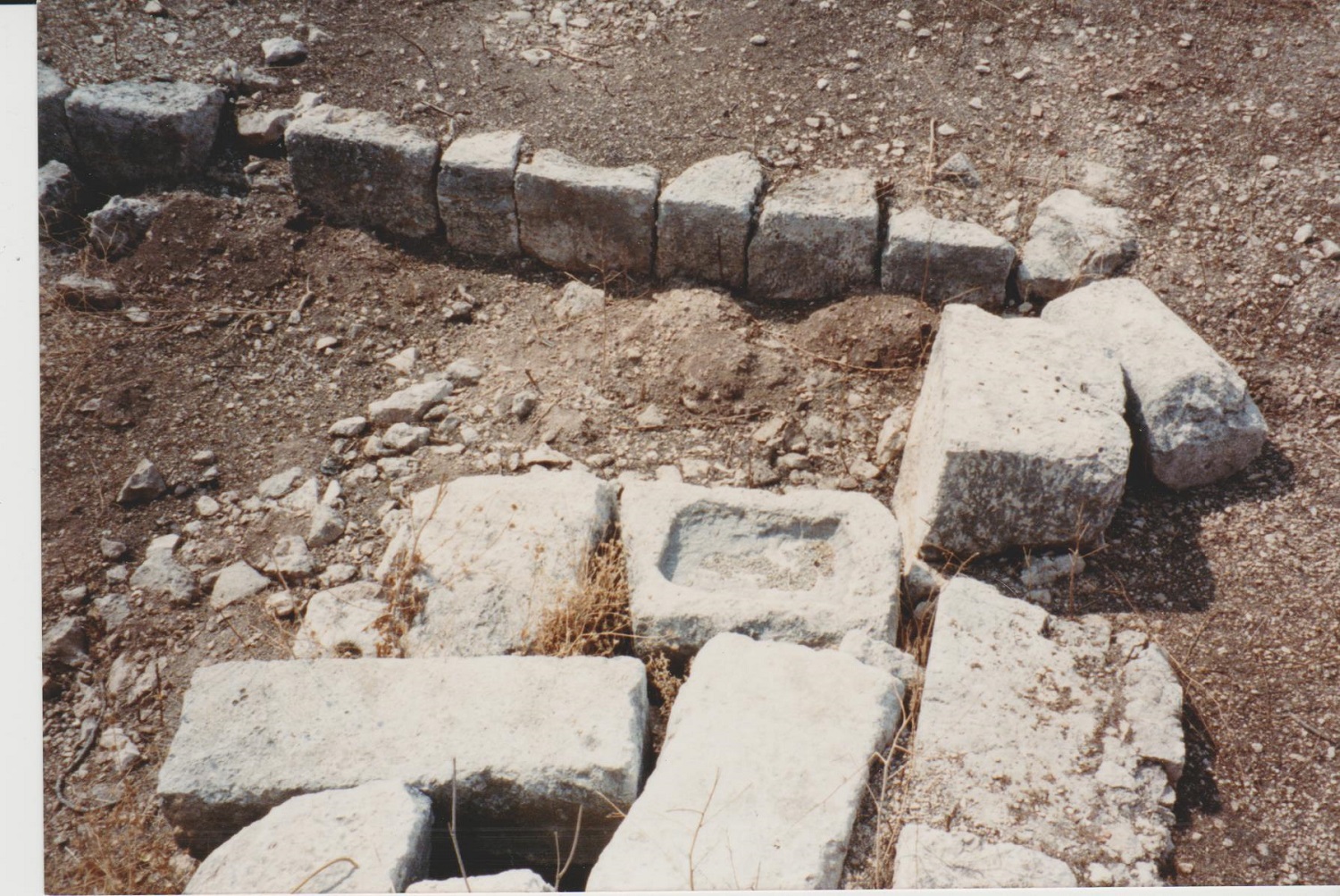 There were already signs of clearance of wall lines and pre-excavation at the site of Deir Samaan in 1990. Credit: Eleanor Scott