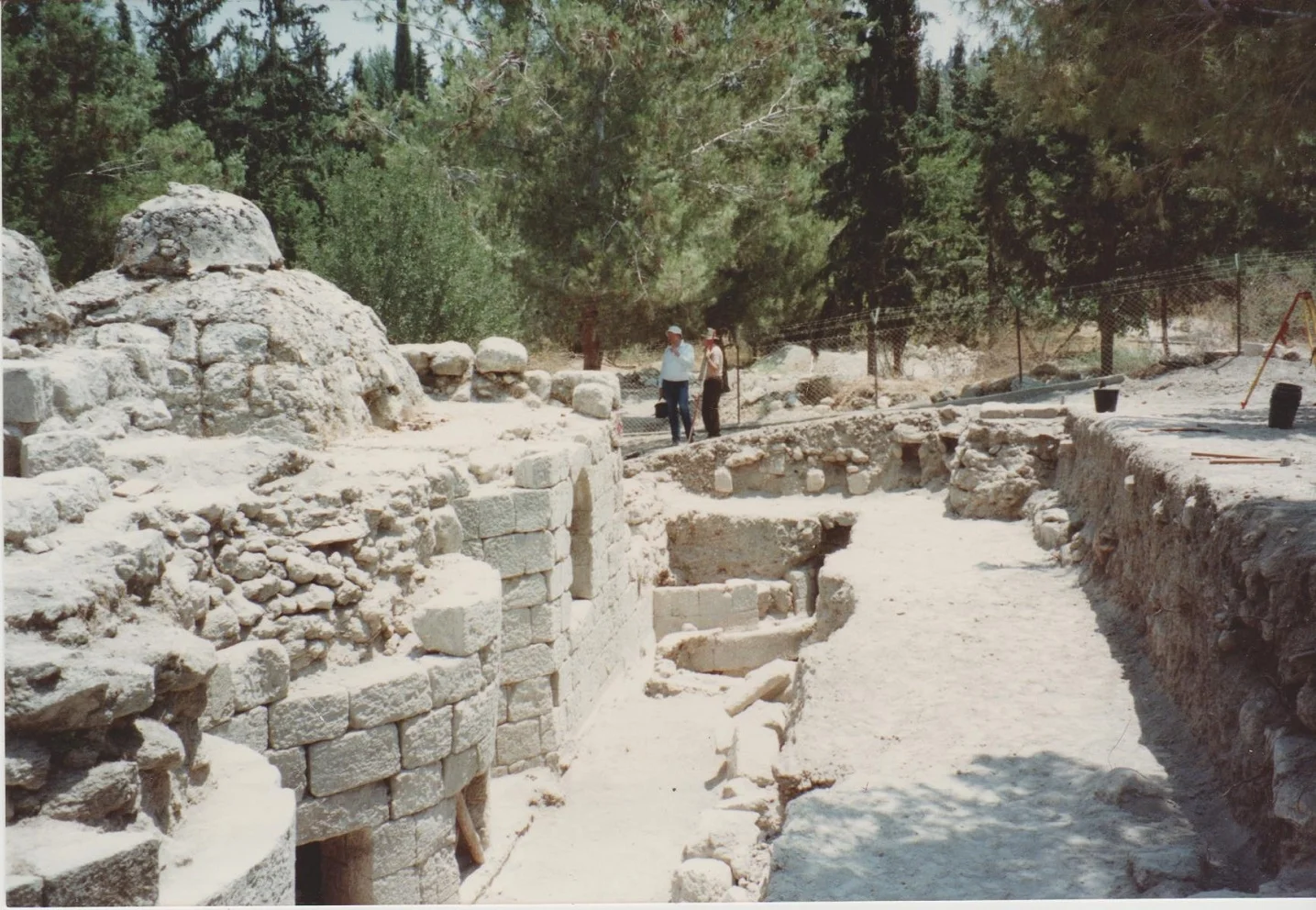Closer view of the excavated areas. Credit: Eleanor Scott