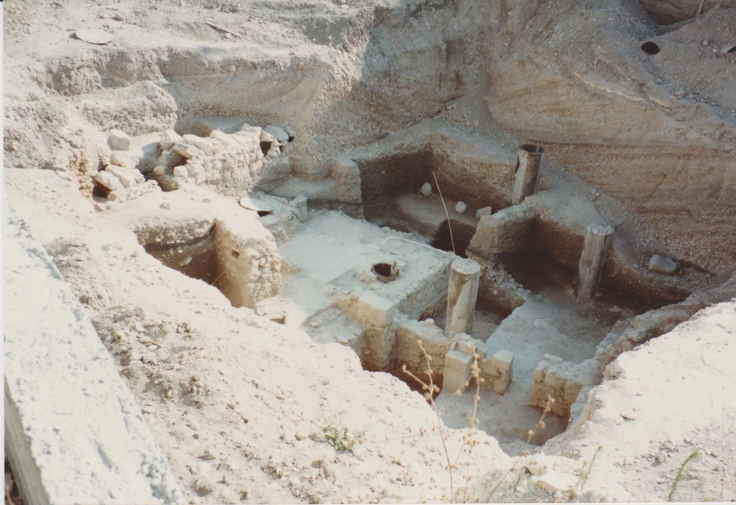 By Jaffa Gate, in advance of road construction, summer 1990. Credit: Eleanor Scott