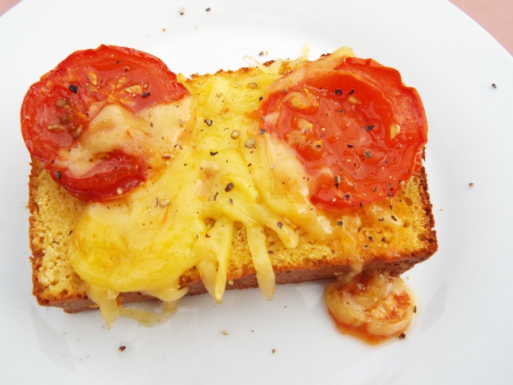 vegan-cheese-tom-toast.JPG