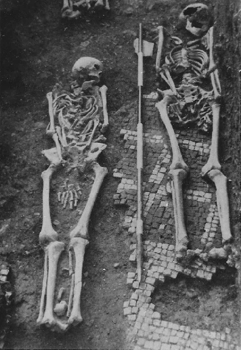 Skeletons on mosaic at Southwell, Notts (Daniels 1966)