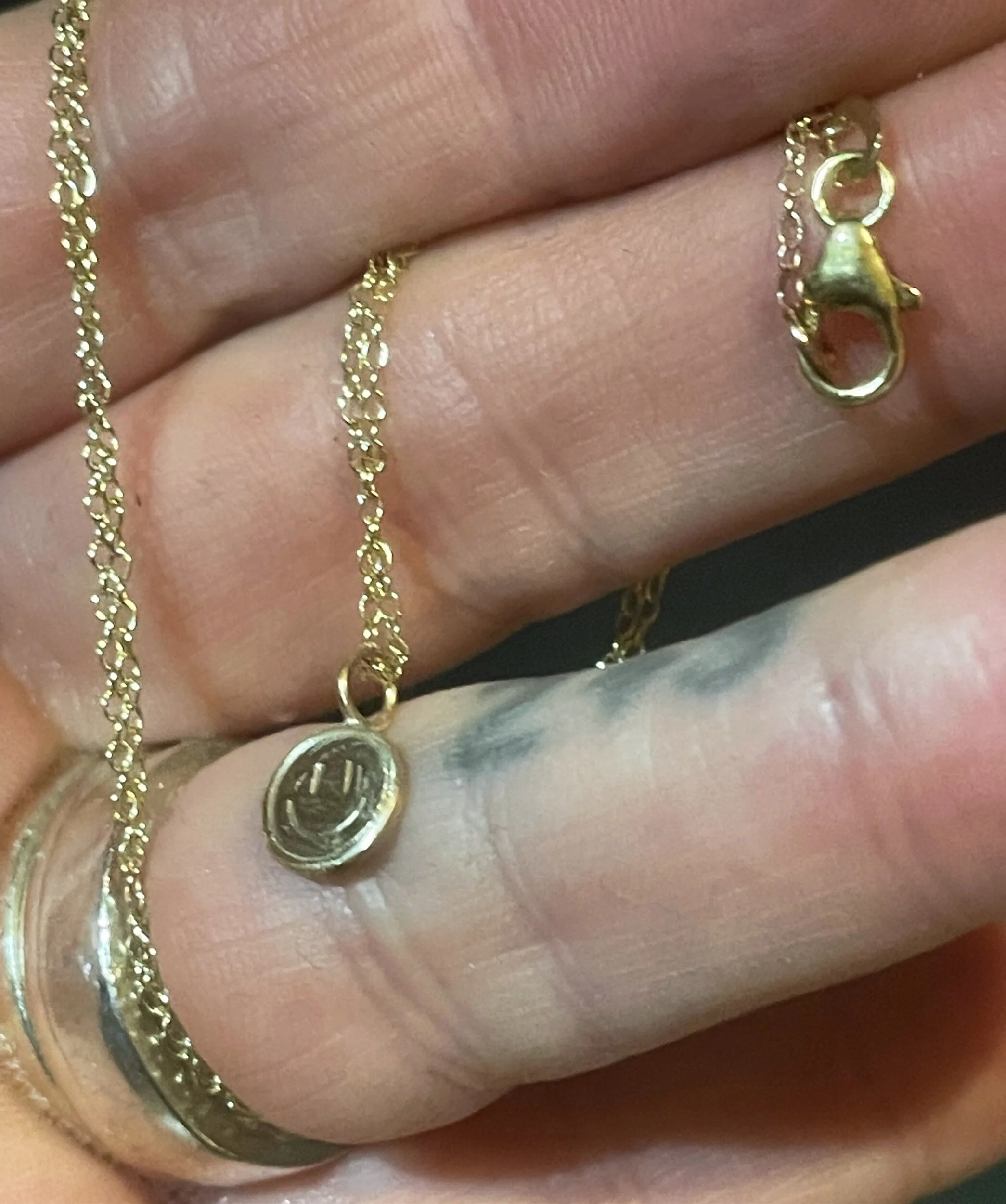 9DD328CB-11AF-4B48-B2B2-1FC174F671A7