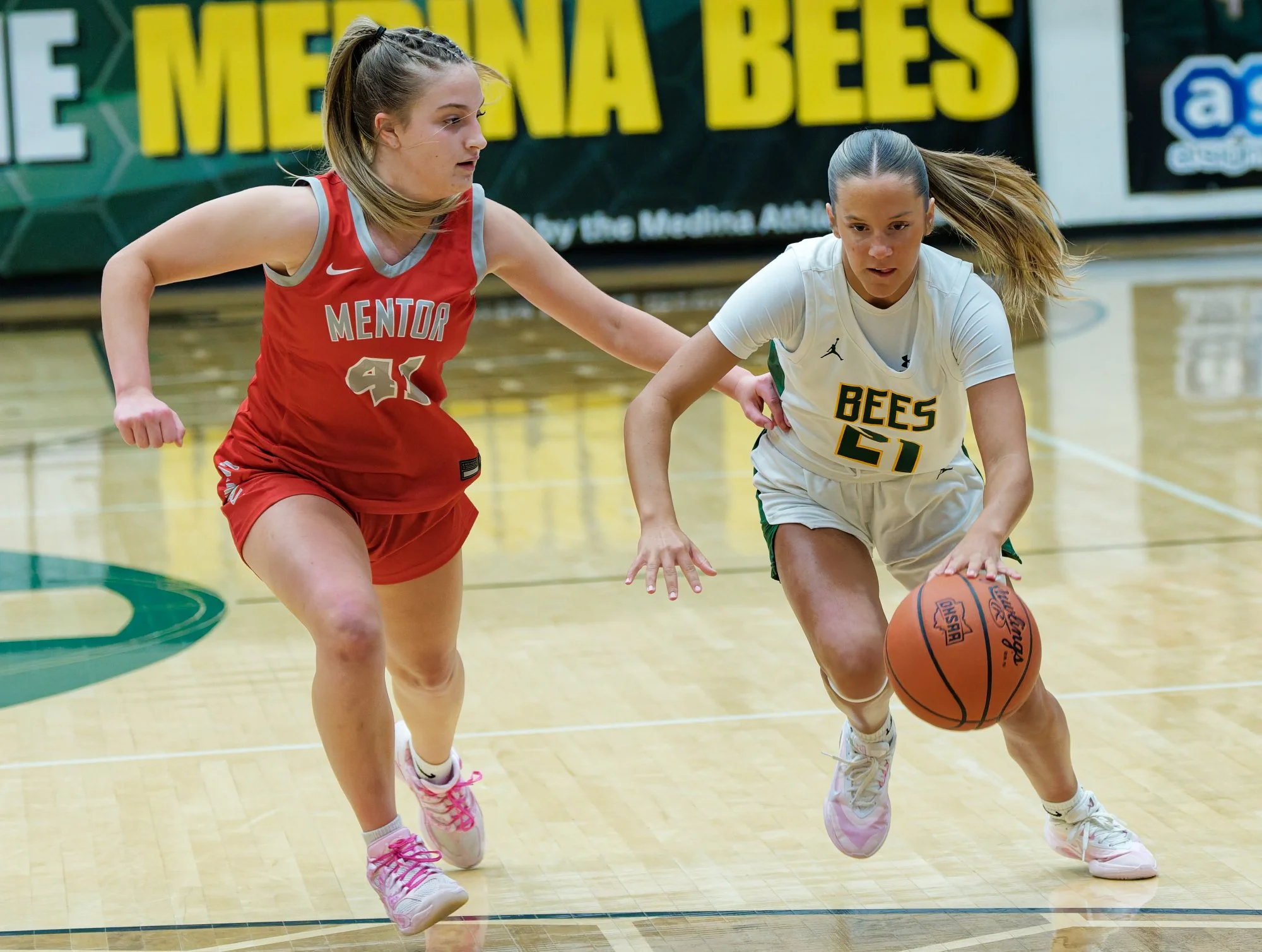 MedinaVarsityGirlsBasketball19.jpg