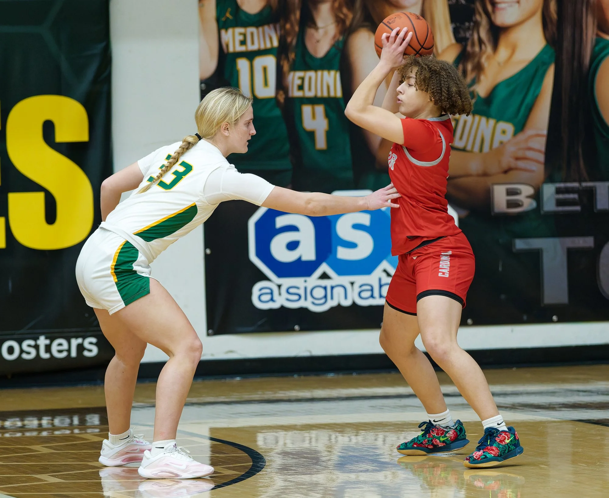 MedinaVarsityGirlsBasketball01.jpg
