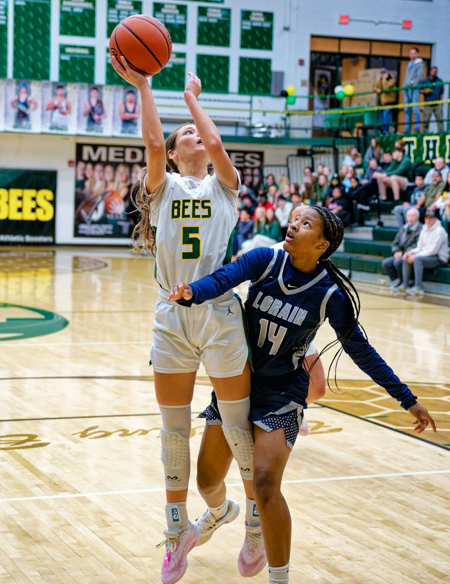 MedinaVarsityGirlsBasketball25.jpg