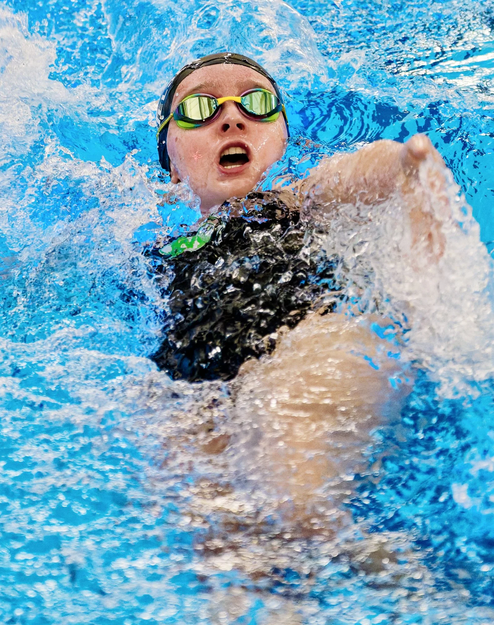 MedinaSwimming004.jpg