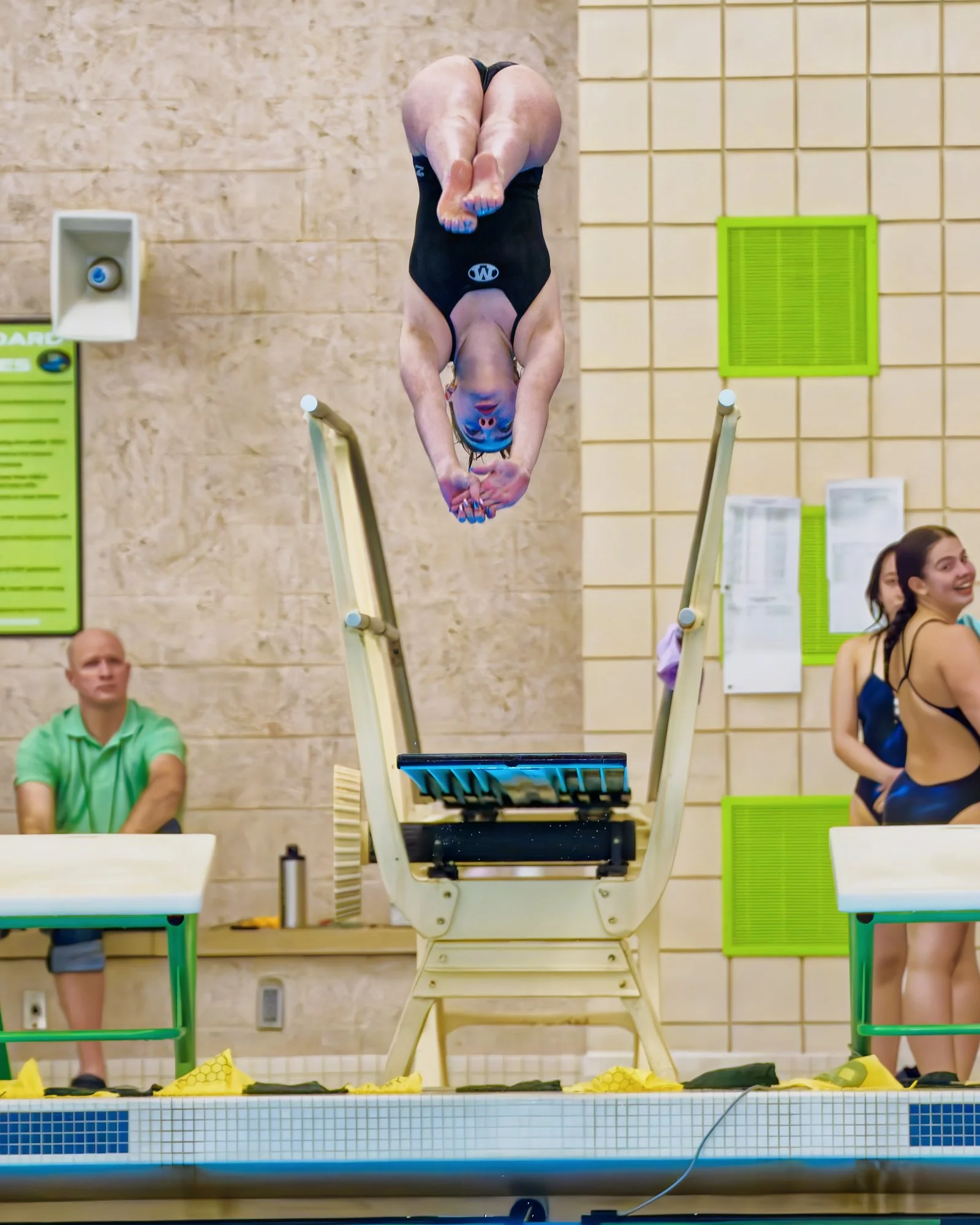 MedinaSwimming065.jpg