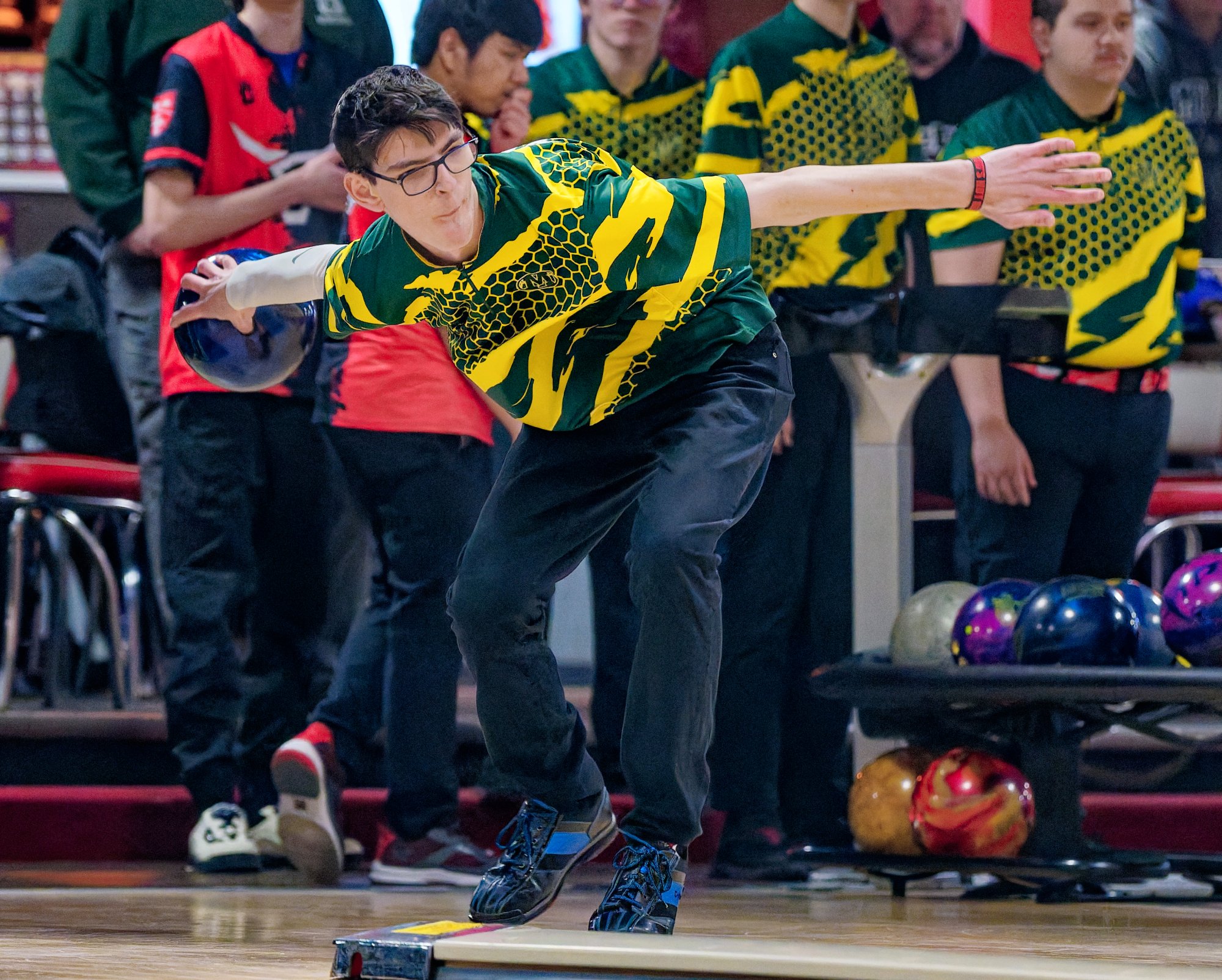 MedinaVarsityBowling17.jpg
