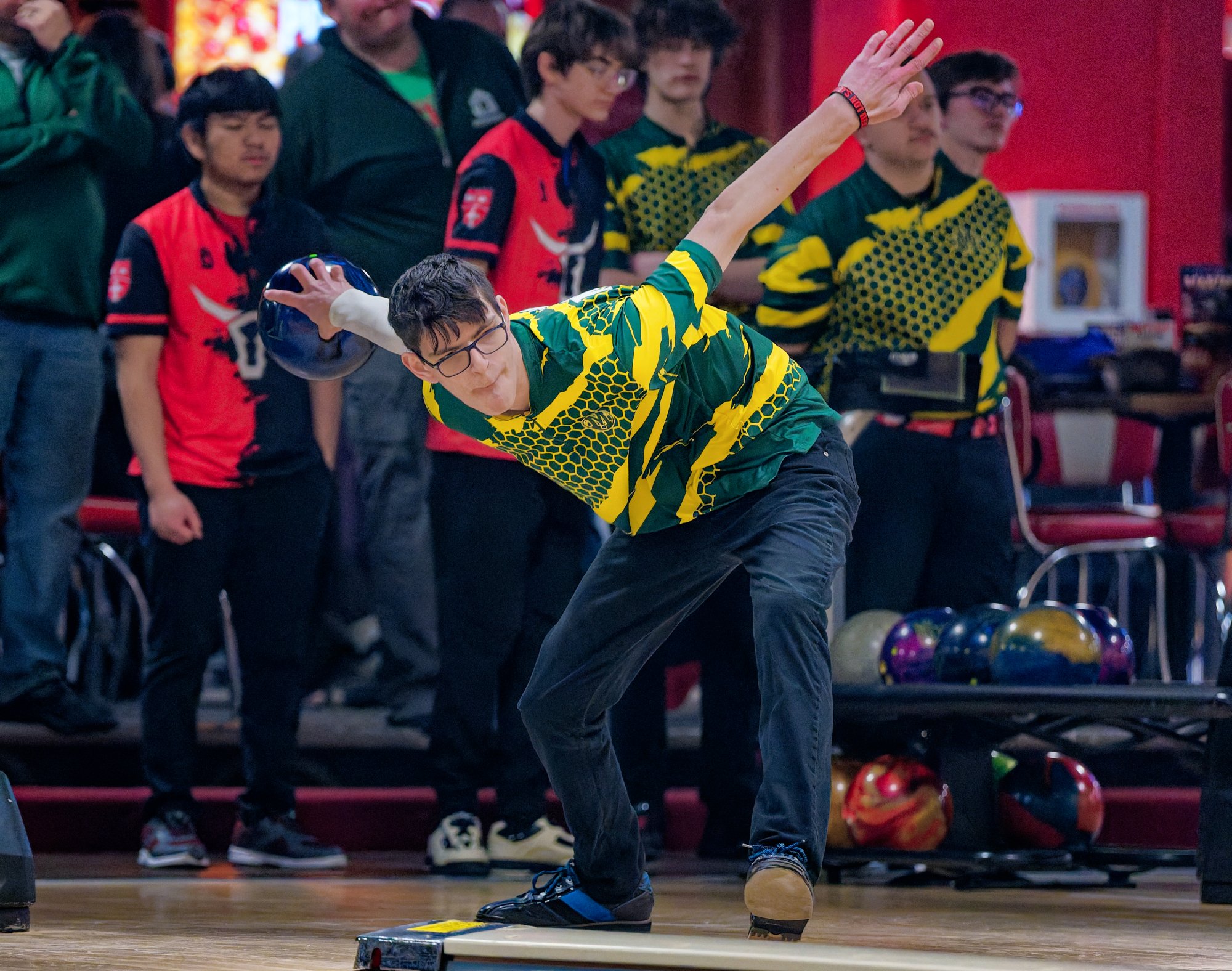 MedinaVarsityBowling08.jpg