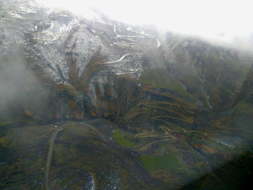 Hair pin bends towards the Tatev Monastery