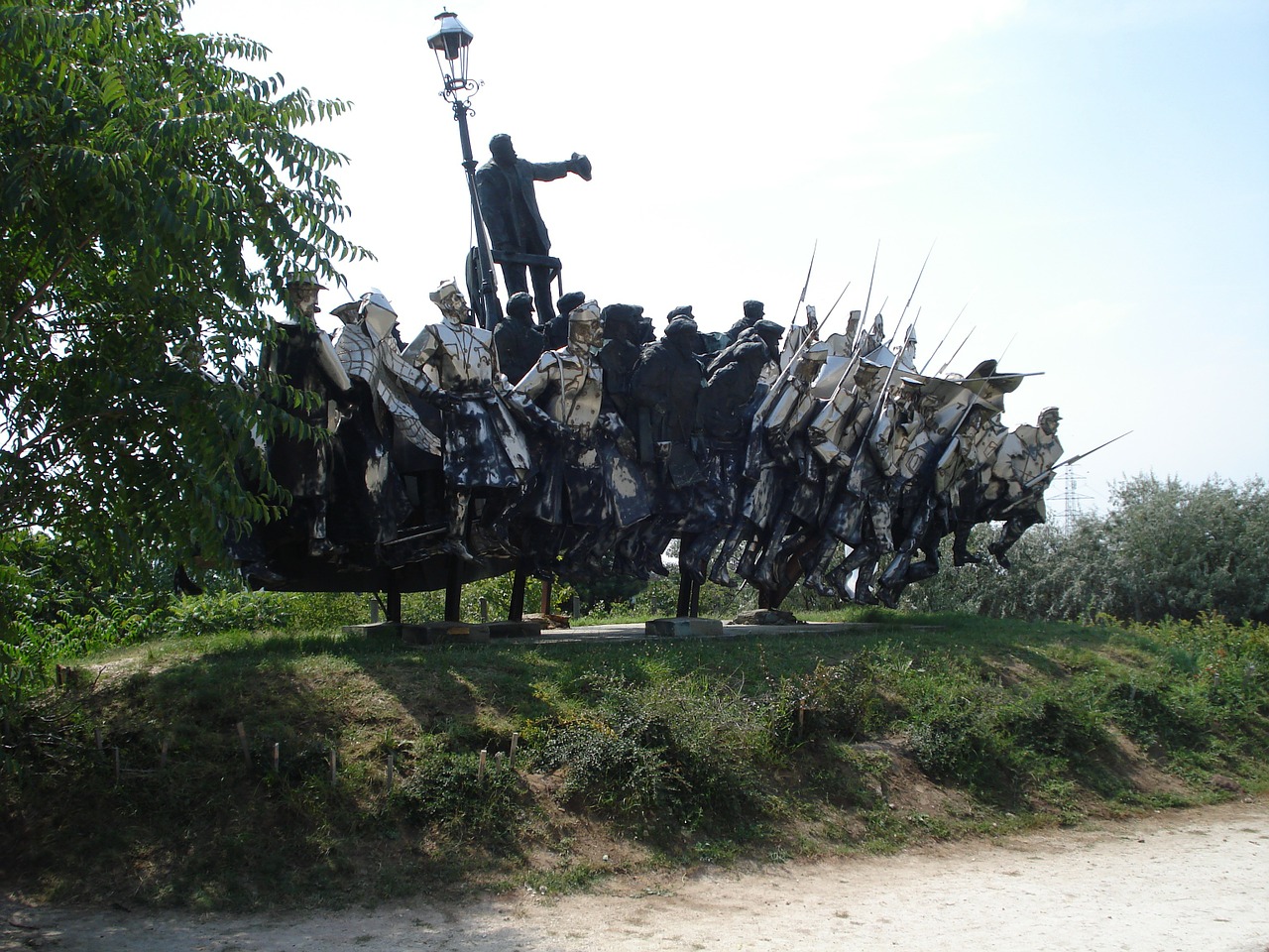 A unique sculpture at the Memento Park in Budapest. Image by diaan11 on Pixabay