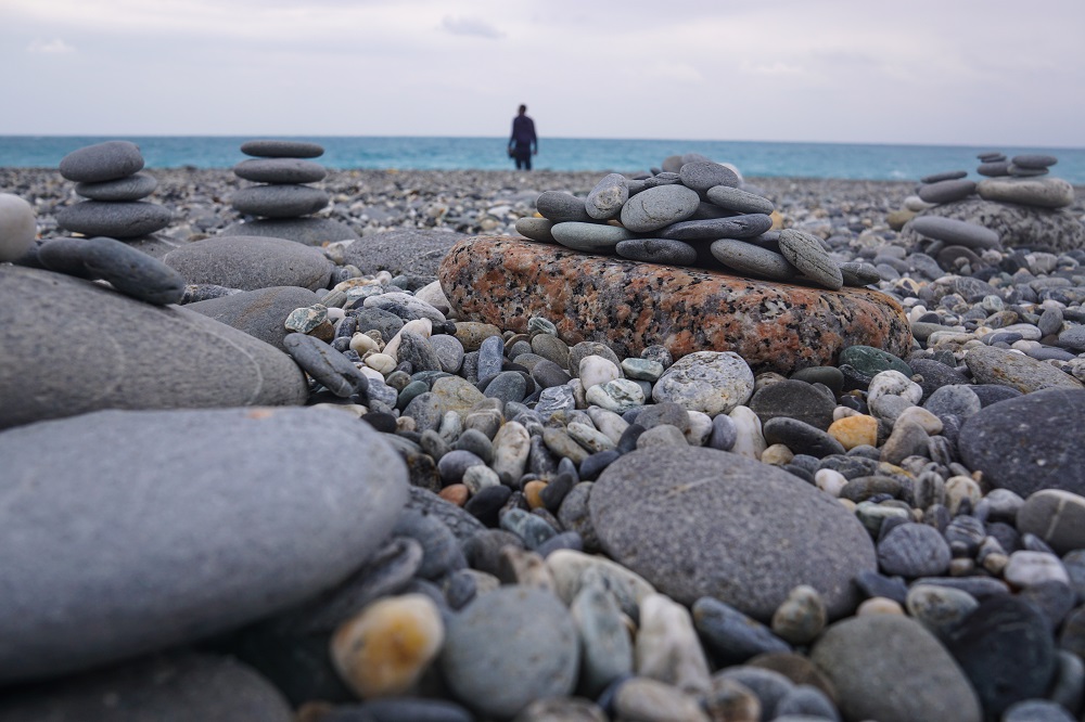 Pebble-Beach-Qixingtan-Scenic-Area-Taiwan-Itinerary.jpg