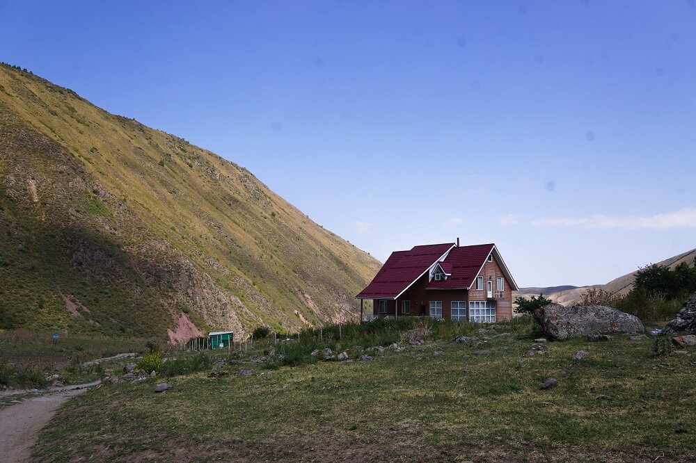 Here’s where to stay in Kegety on our a day hike from Bishkek when trekking to Kol Tor Lake