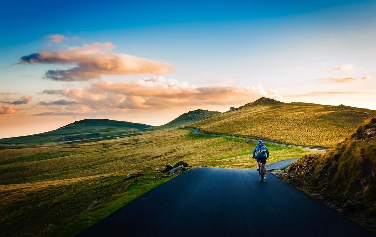 10 Best Cycling Action Cameras [GoPro &amp; More] For Adventures