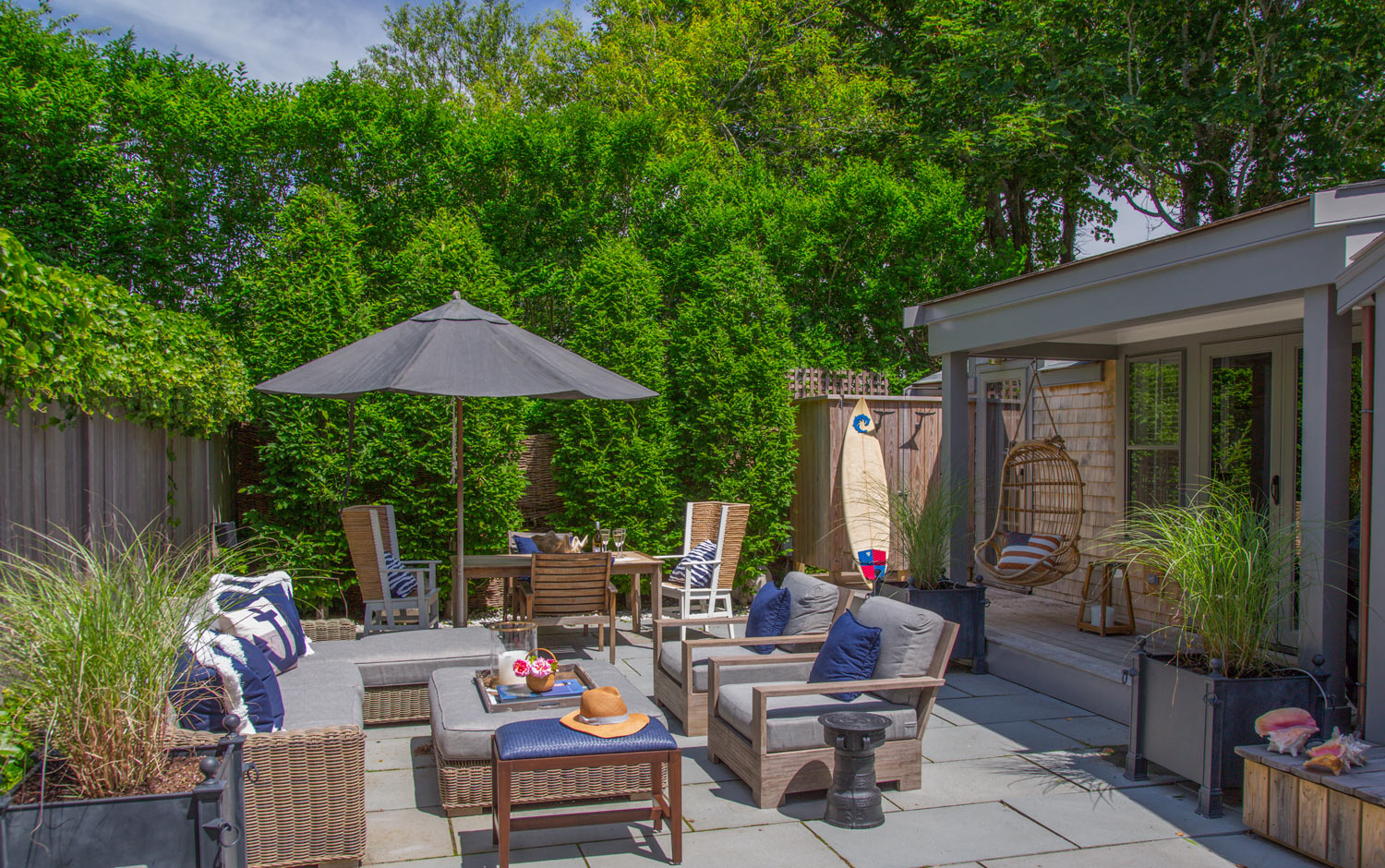 Small Nantucket Cottage Design Associates Inc