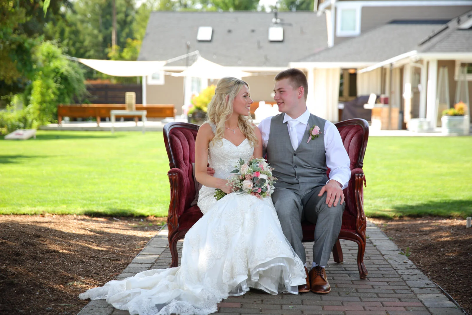 Bride and Groom at Filigree Farms in Buckley Washington