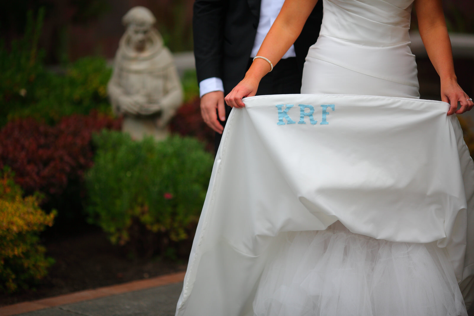 Gina and Kevin Favorites 058.jpg
