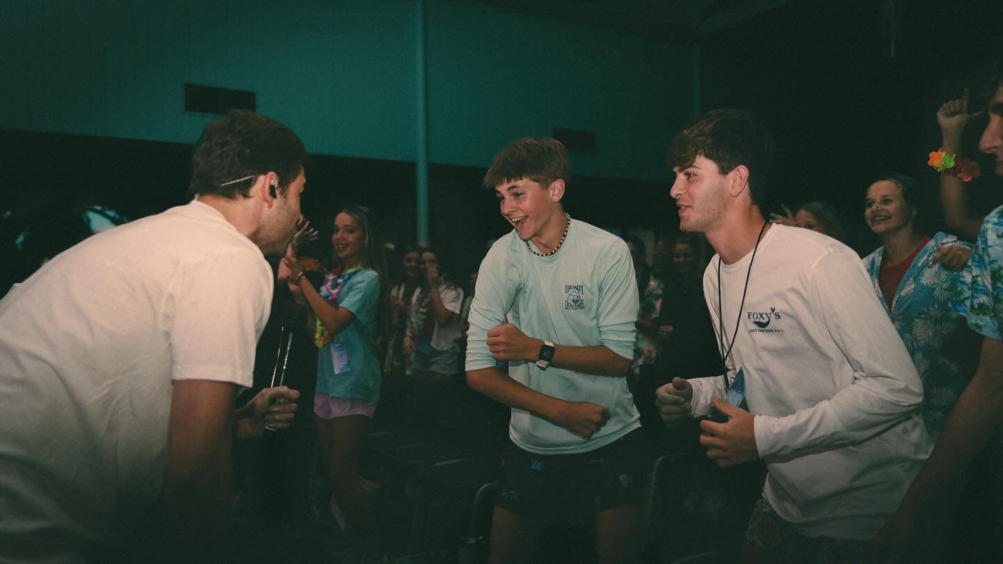 🌴DAY 1: The &lsquo;Rinth 2025🌴

📍Travel 
🙏 Worship Session 1
👥Small Groups
🏄🏼&zwj;♂️Surfers VS Bikers🏍️
🍭Cotton Candy