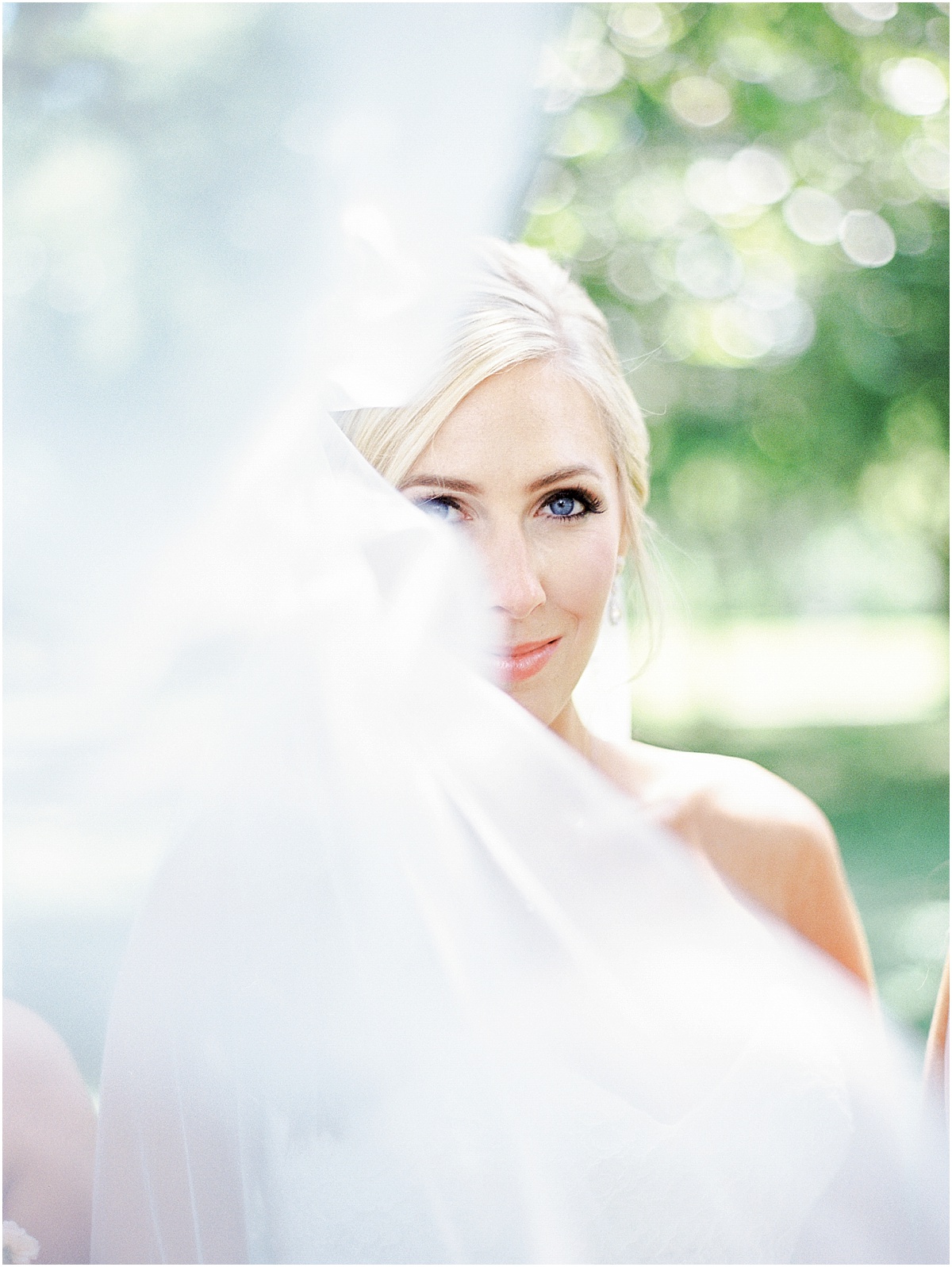 St_Louis_Wedding_Fine_Art_Film_Photographer_Jordan_Brittley_(www.jordanbrittley.com)_0025.jpg