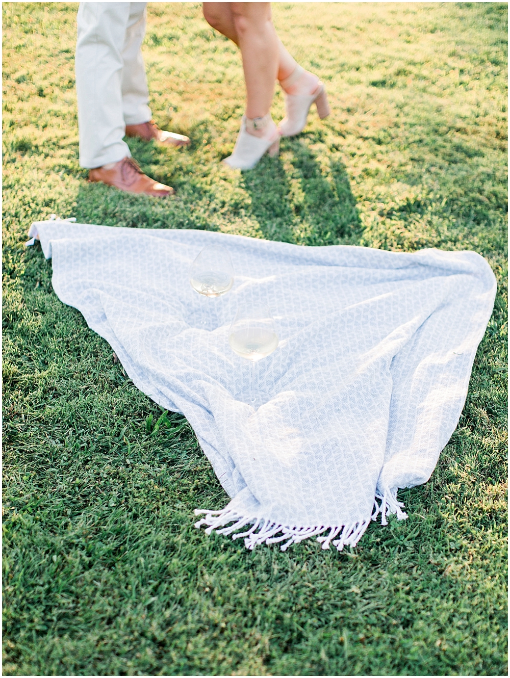 Picnic Engagement Session - St Louis, MO