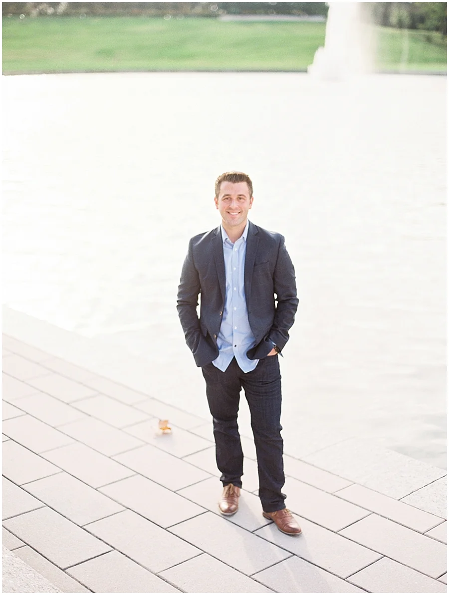 I love when guys wear a suit to their anniversary sessions!