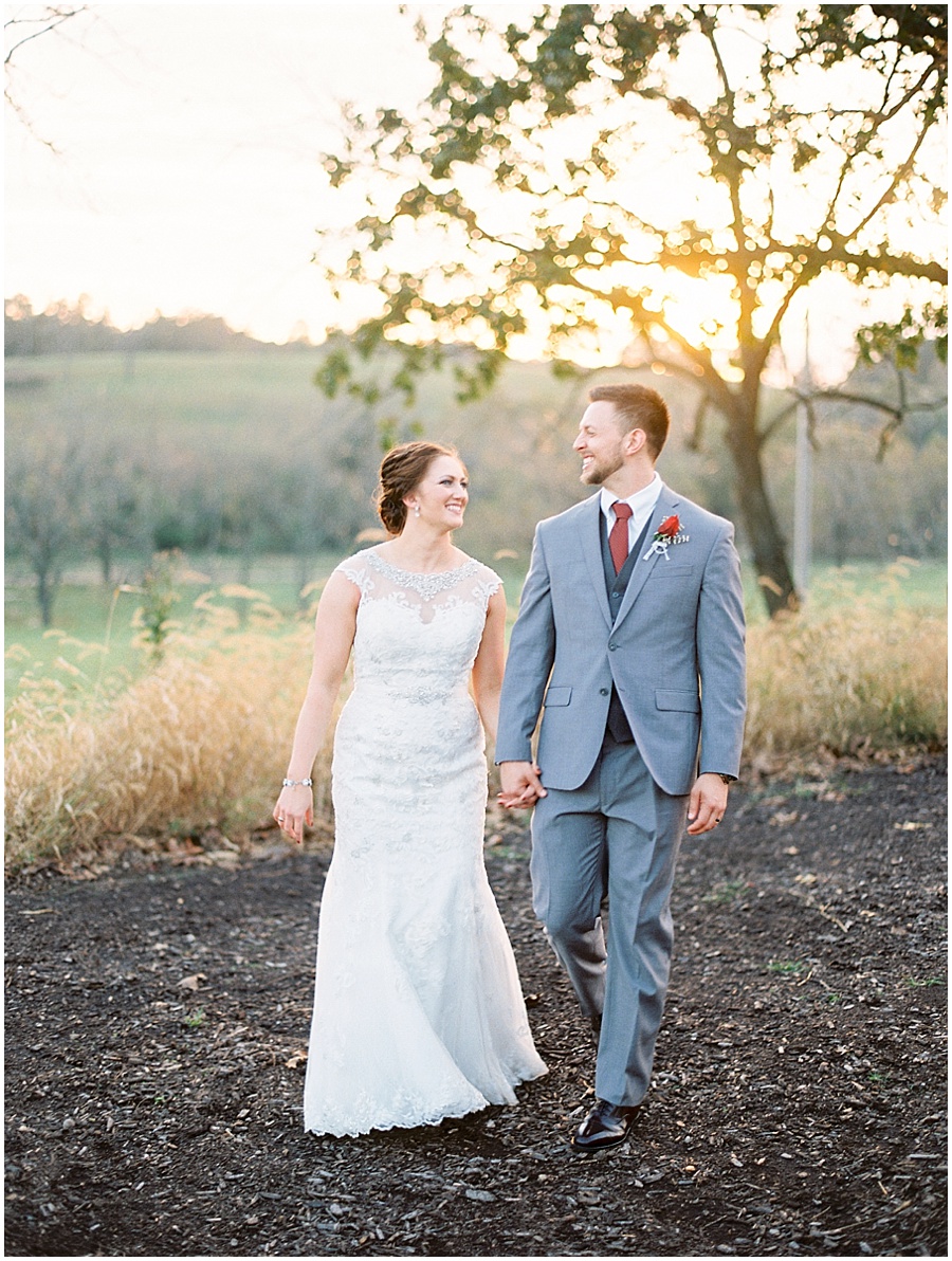 Springfield Missouri Outdoor Wedding Wedding Photos | Elegant Photographer