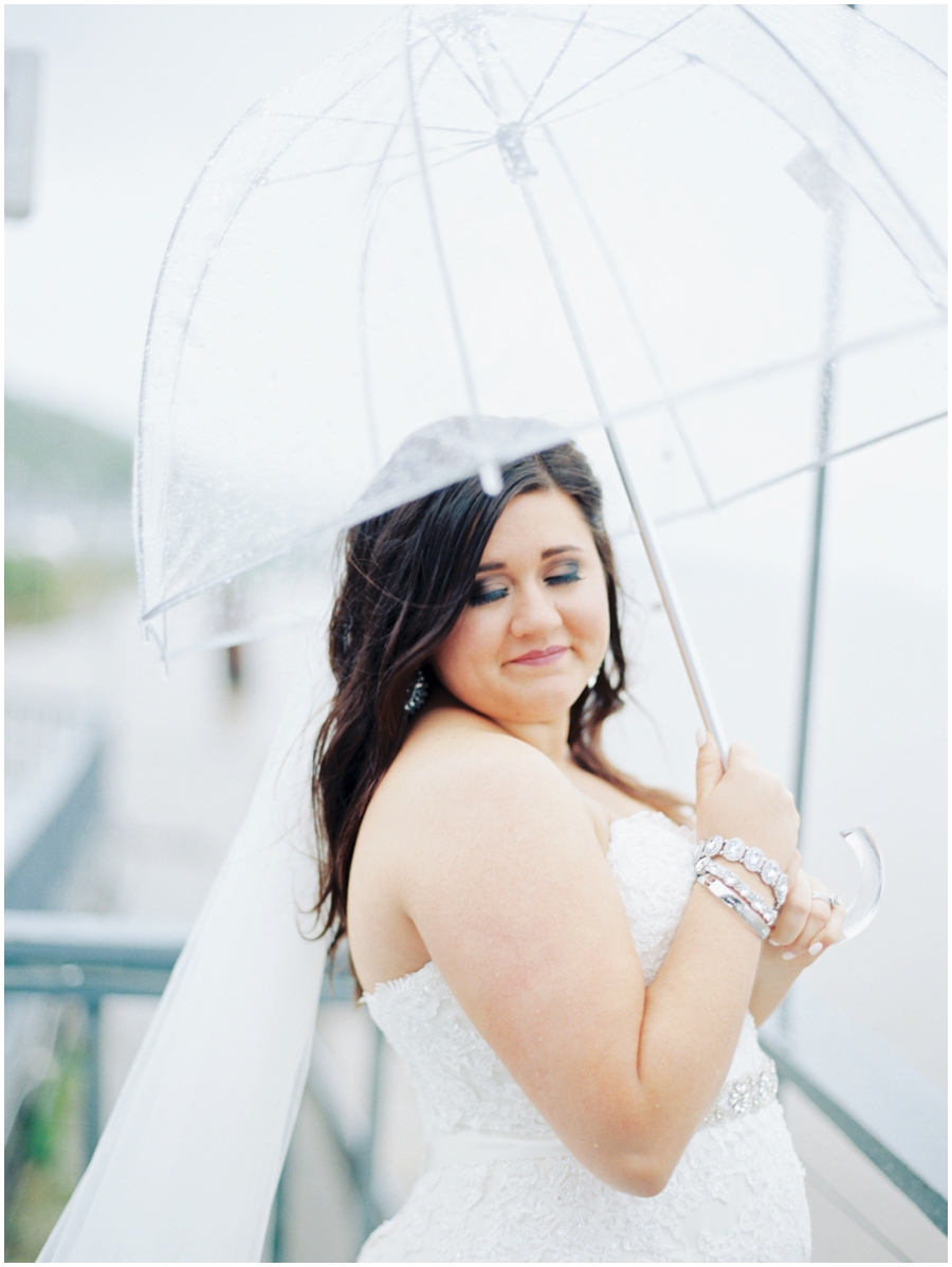 Illinois Lakeside Wedding Photos | Romantic Photography