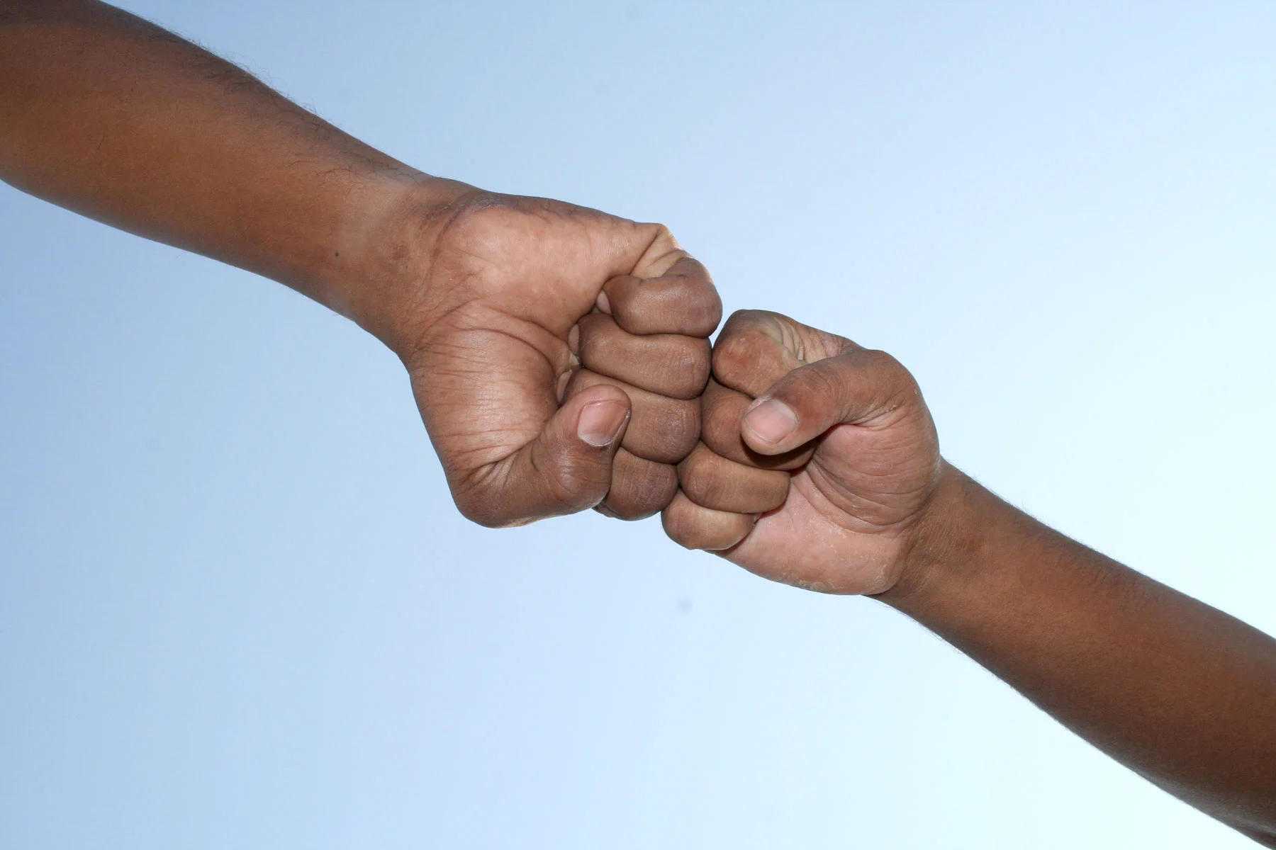 get-start-1578004_fistbump_handshake.jpg