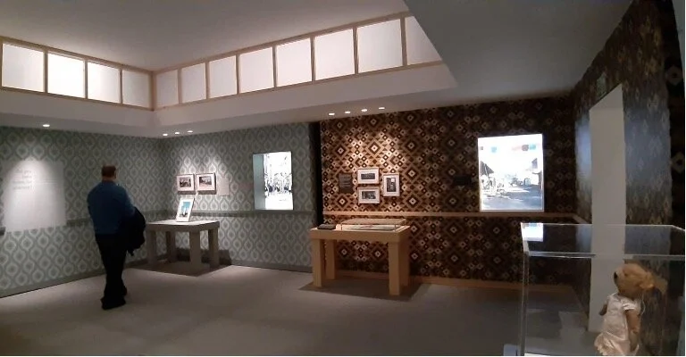 Refugees at IWM – Where turning away is an option