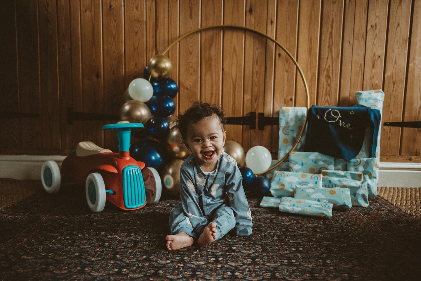 And just like that, we have a one year old ❤️

*swipe to see some birthday excitement 🎉