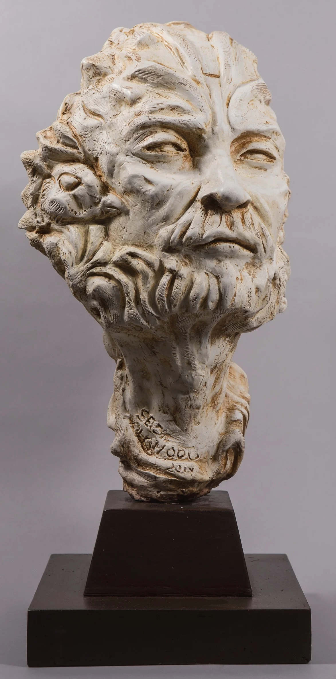 Sculptor Sedi Aledavood