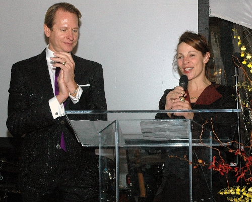 Celebrity Hosts - Carson Kressley and Lili Taylor