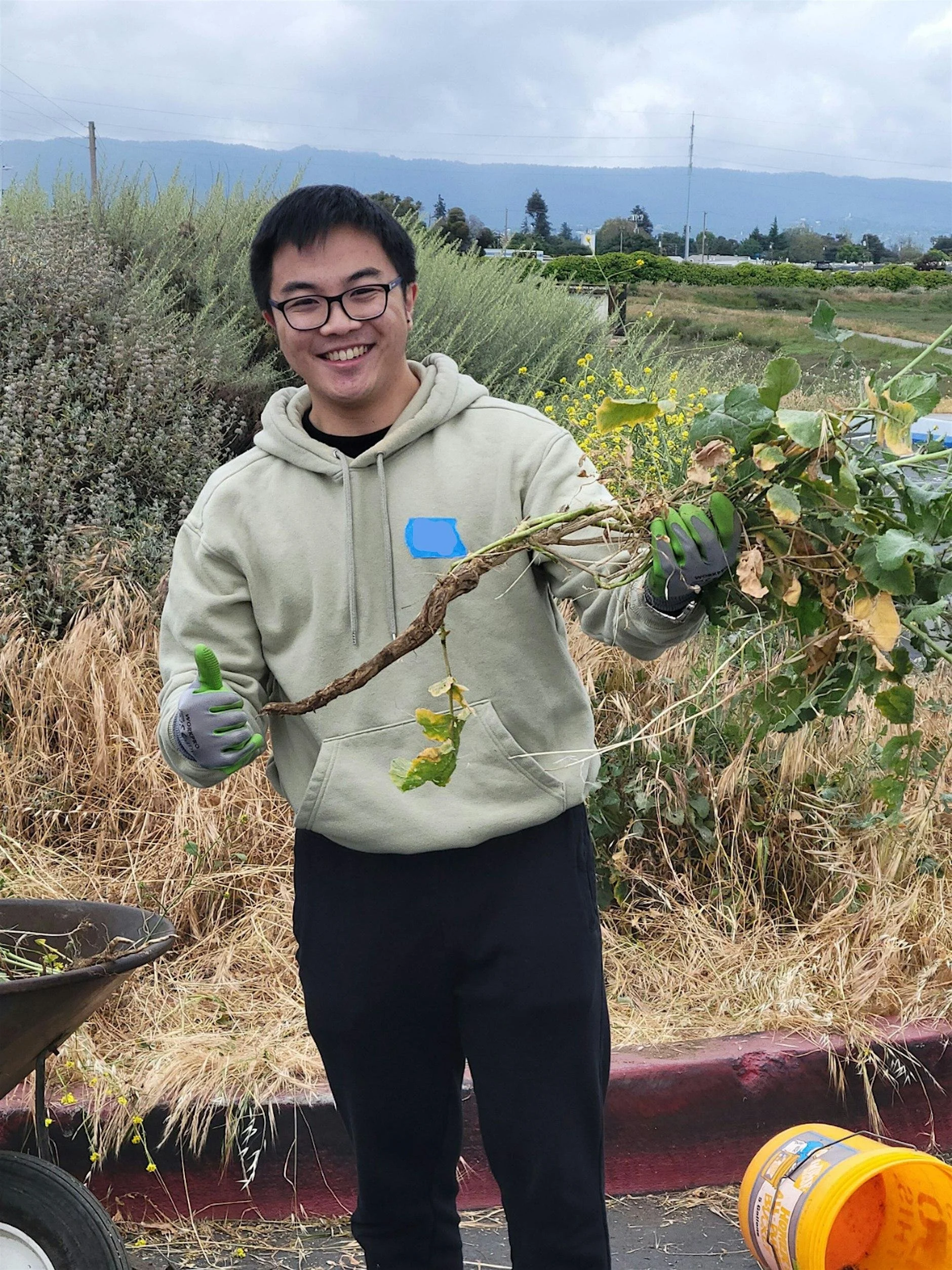 AAPI+ Volunteer Outdoors in East Palo Alto at Cooley Landing