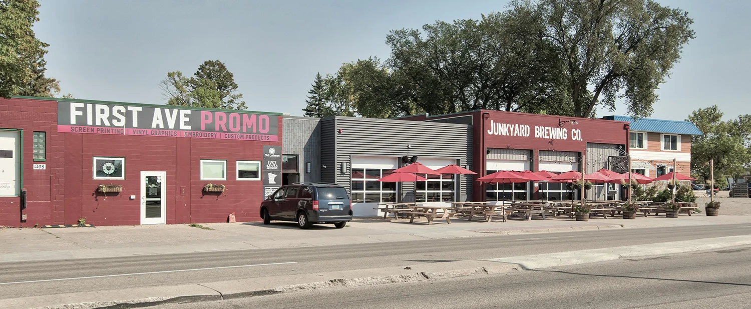 Front 1_Photo_WEB_sat2.jpg