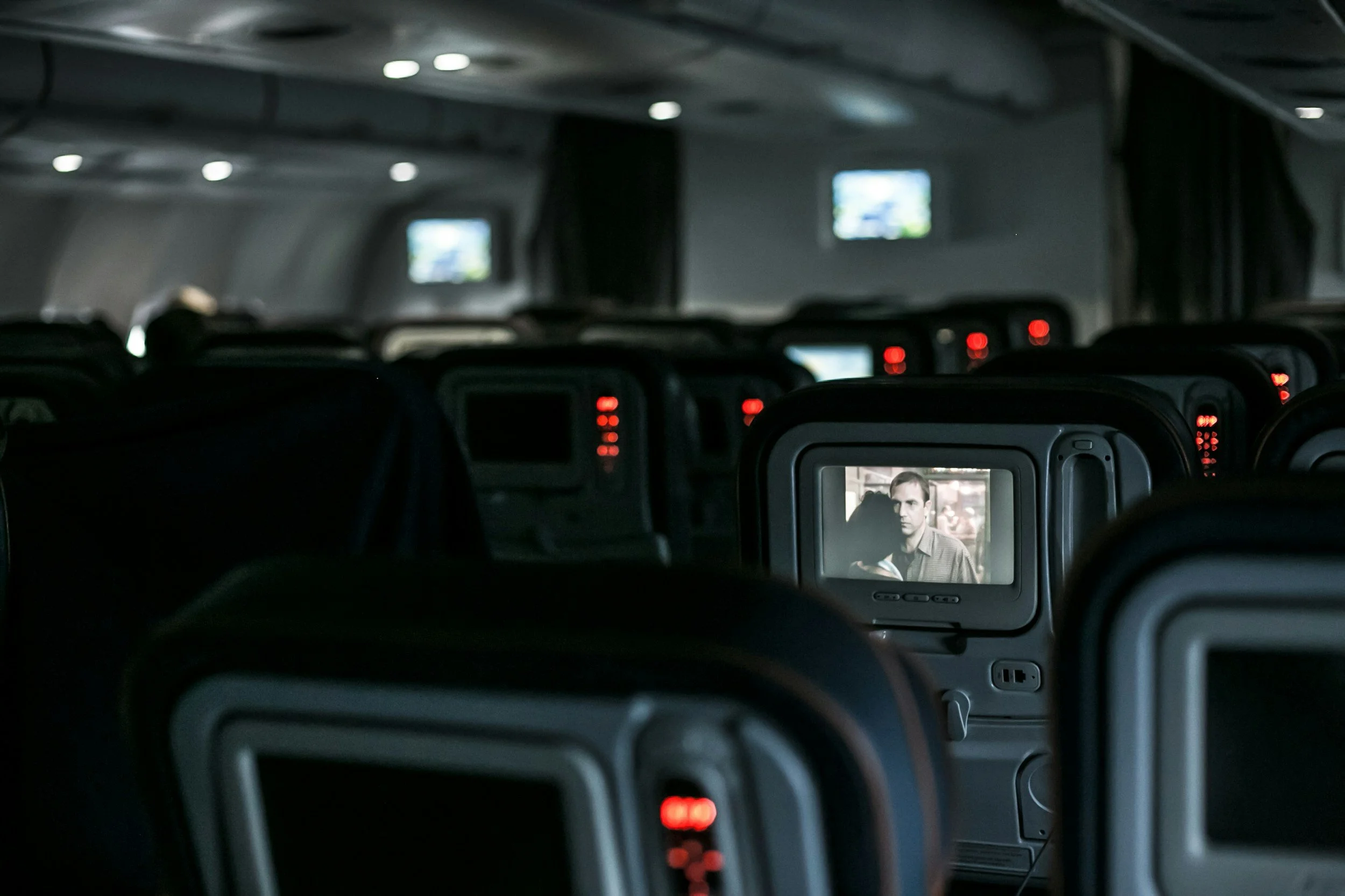 How to Avoid Snoring on a Plane with Simple Treatments
