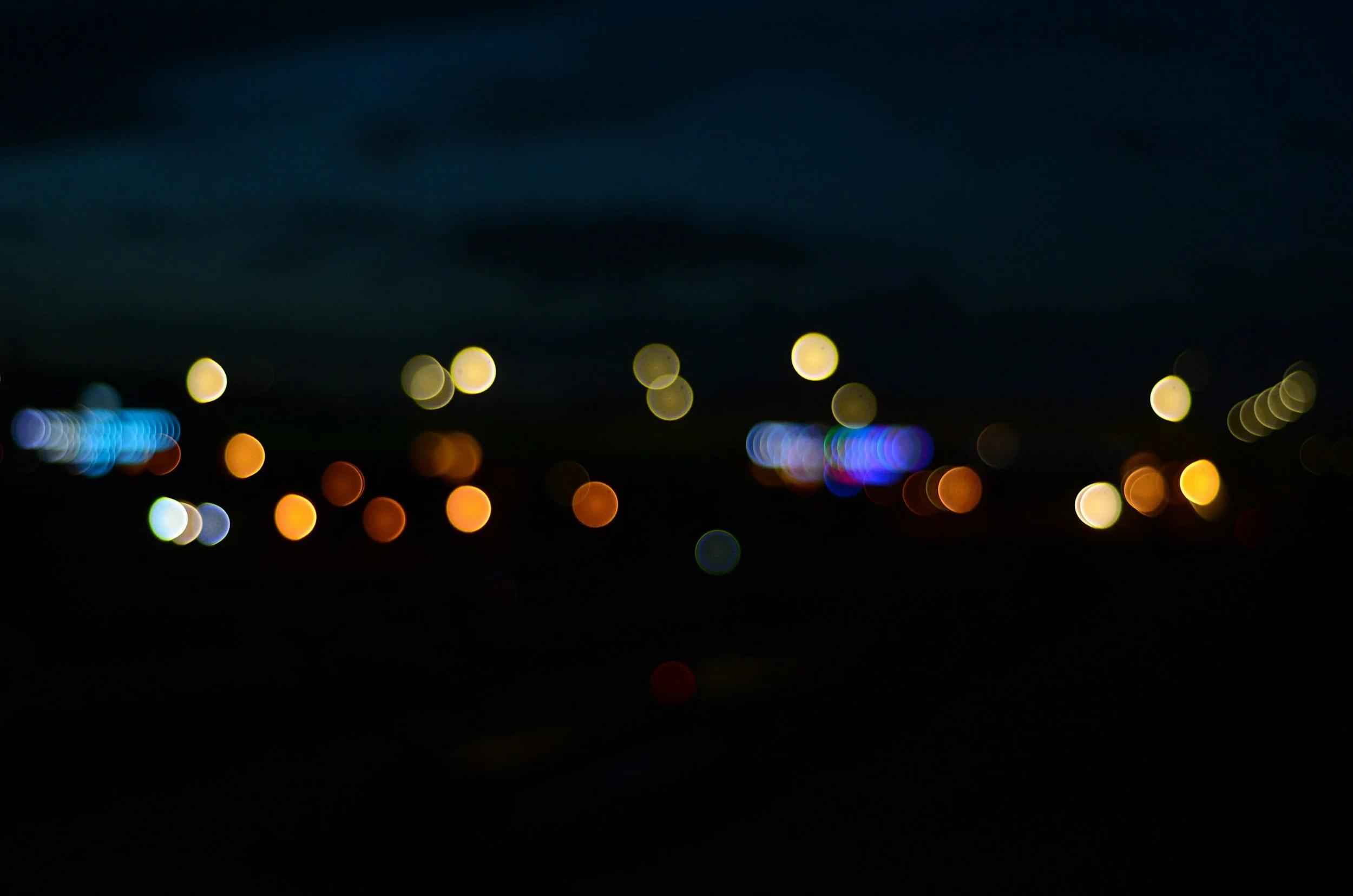 How Long Should You Wait Between Screen Light Exposure and Going to Bed?