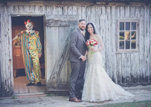 Husband Sneaks "Creepy Clown" Into Wedding Photos