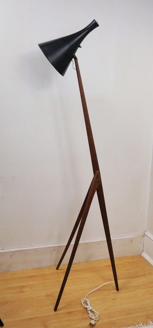 Luxus Praying Mantis Floor Lamp The Furniture Dolly