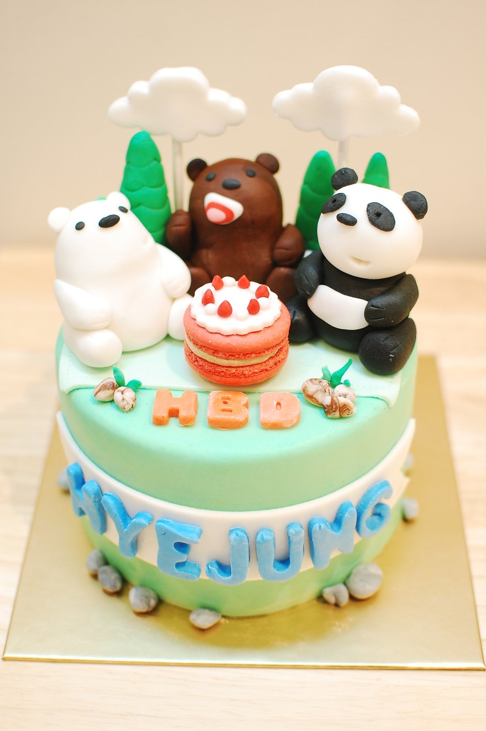 daango - personalize - cake - bear bears.jpeg