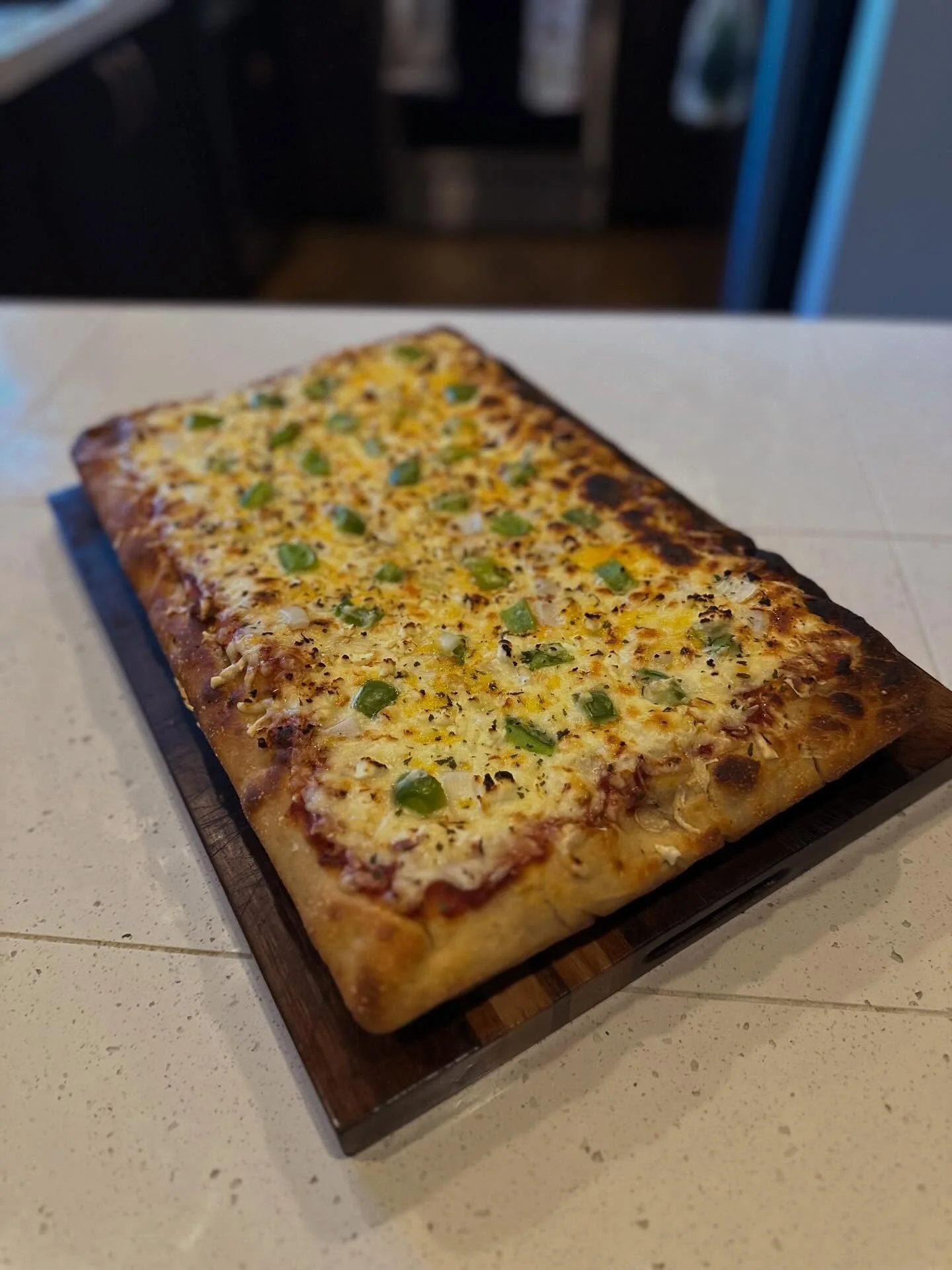 Fuck I burnt it 😫 it&rsquo;s still gonna taste good tho 😝

#pizza